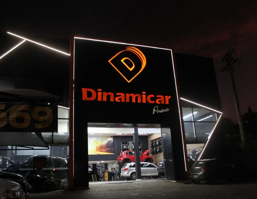 Fachada da Loja Dinamicar Pneus